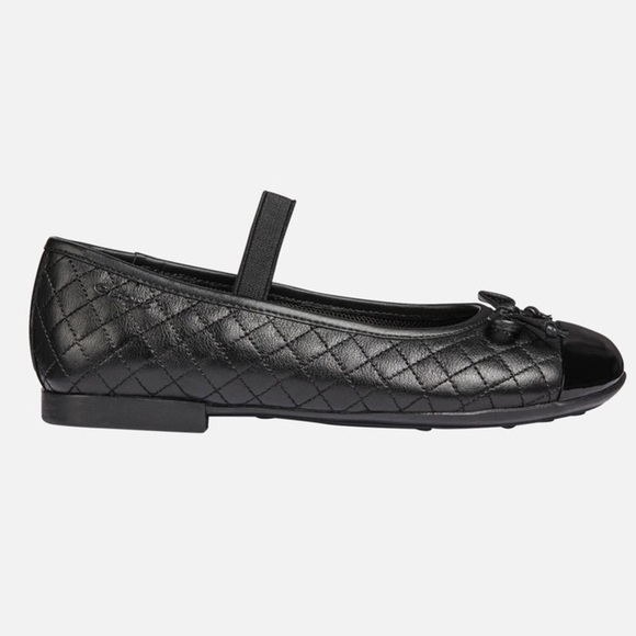 Geox Other - Geox Plie Girl Quilted Black Leather Patent Toe Ballet Flats with Elastic Strap